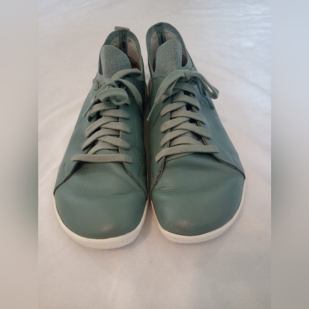 Vivo Barefoot Green Leather Running Sneakers with White Sole